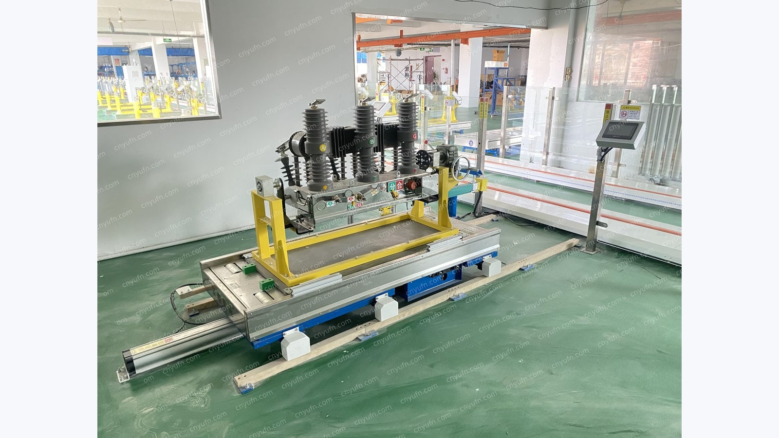 Recloser Assembly Inspection and Withstand Voltage Test Equipment Case